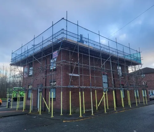 Scaffolding for roofing - safe roof access for repairs and re-roofing